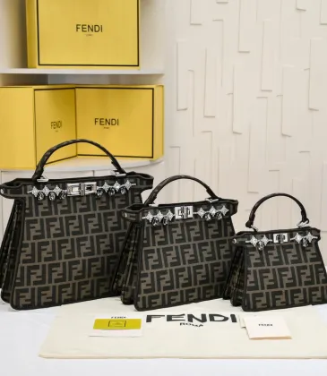 Fendi  Silver artificial crystal FF pattern bag #A33017