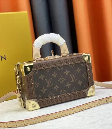 Louis Vuitton Monogram AAA+ Handbags #A22943