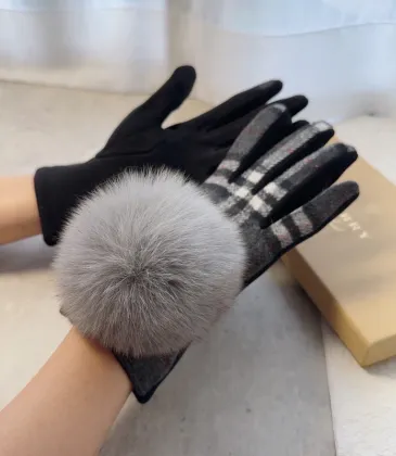 Burberry Glove #A42937