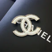 Chanel brooches #9127616