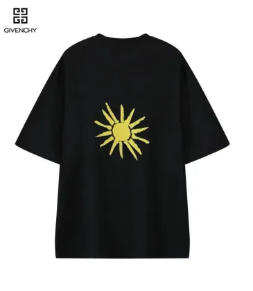 Givenchy T-shirts for MEN #999926761