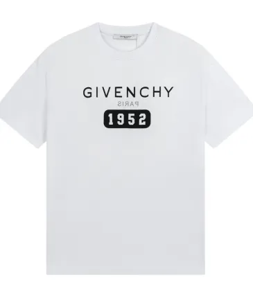 Givenchy T-shirts for MEN #999930978