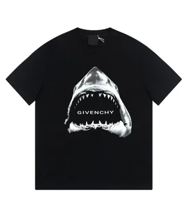 Givenchy T-shirts for MEN #A43284