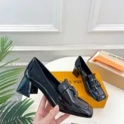 Louis Vuitton Shoes for Women's Louis Vuitton Pumps #A25992